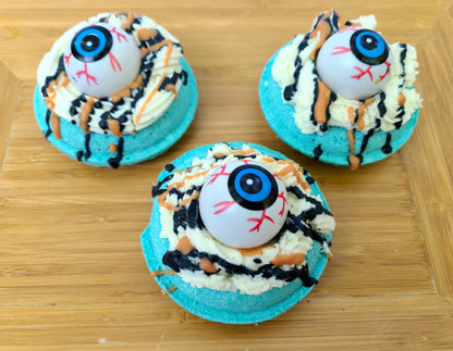 One eyed monster Halloween bubble bath bomb